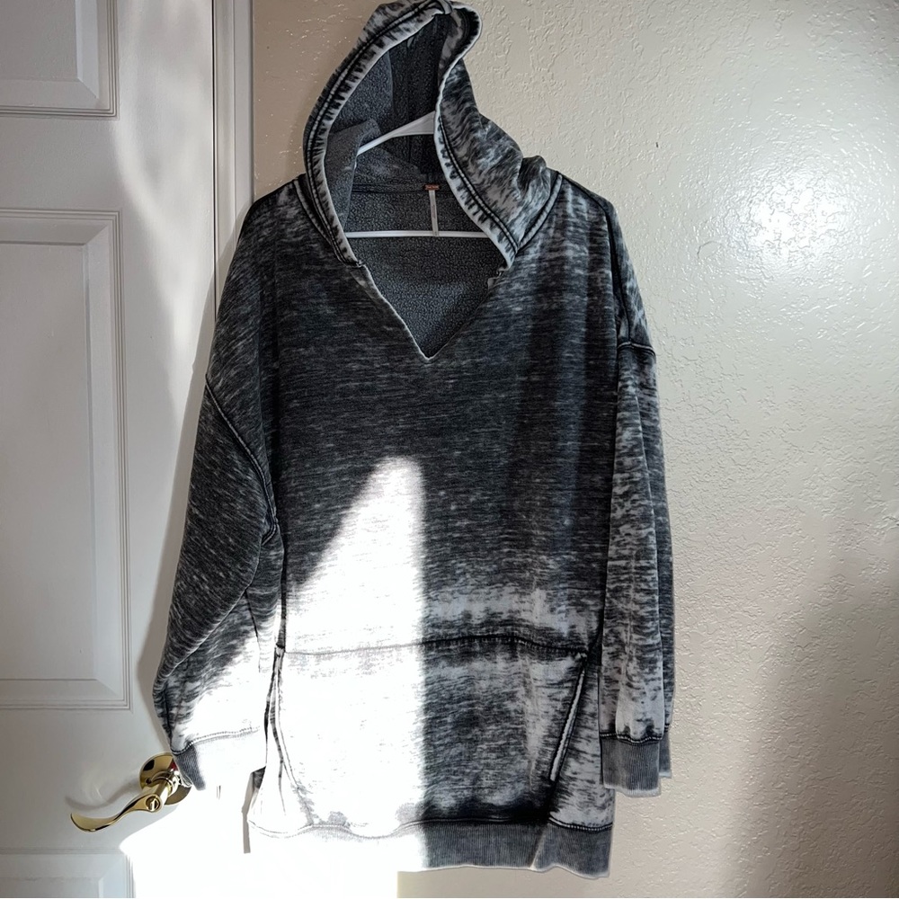Free People Distressed Mineral Washed V Neck Oversize Hoodie Sweatshirt Size: M